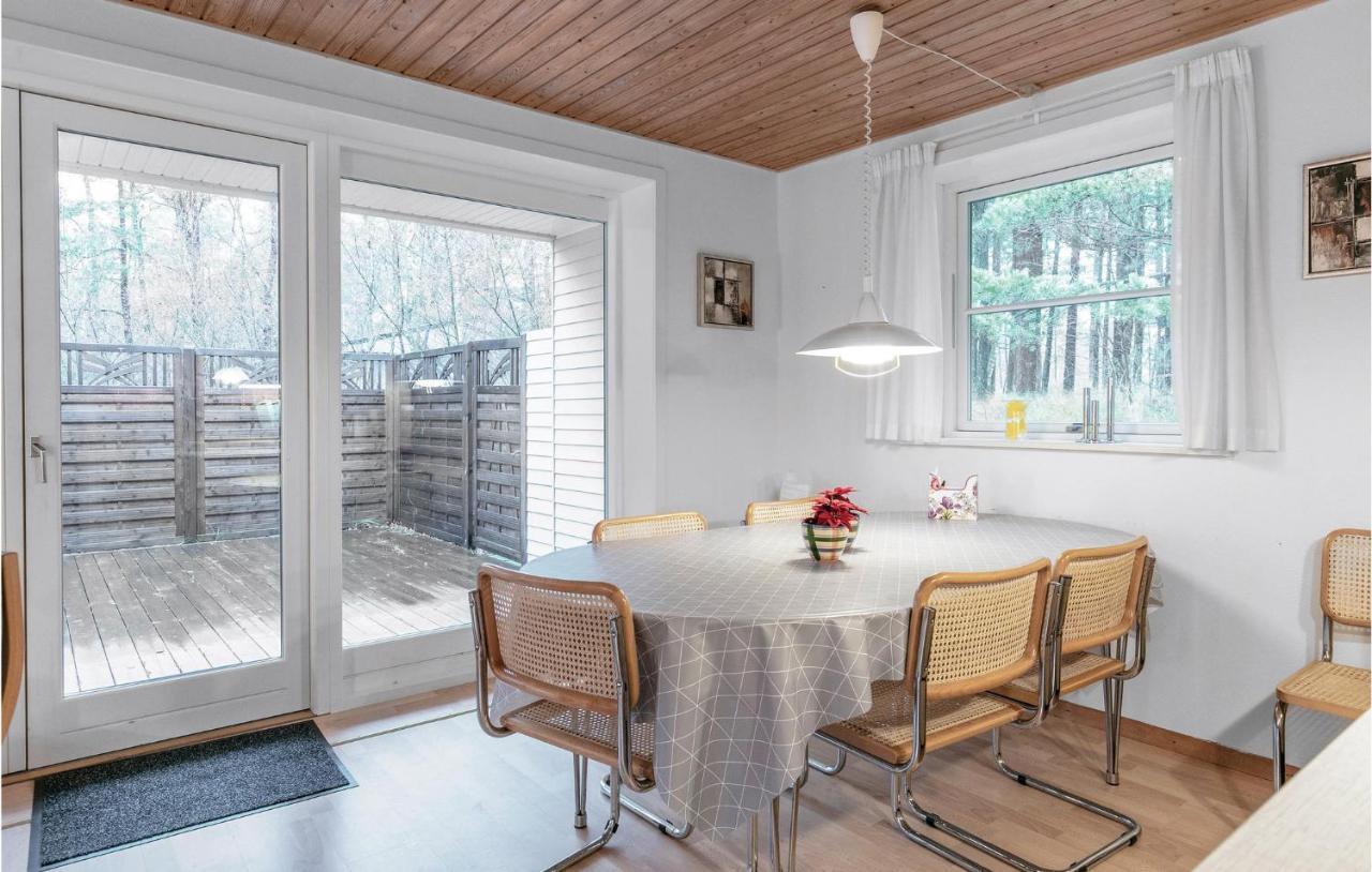 3 Bedroom Cozy Home In Нексё Экстерьер фото